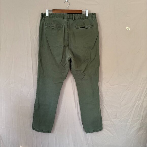 Old Navy Men's Slim Built in Flex Heritage Green Chino Pants Size 34X30 Office - Picture 6 of 13